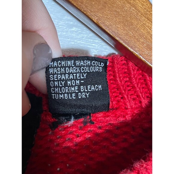 Vintage Red Knit Sweater Geometric Aztec Print Pullover 80s 90s Size Medium - Picture 7 of 11